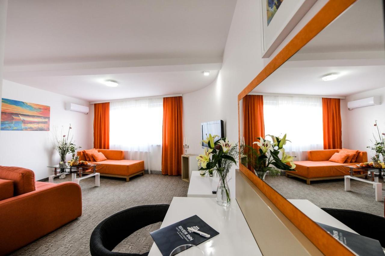 River Inn Stari Banovci المظهر الخارجي الصورة